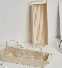TRAY