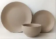 Elegantni keramički set za serviranje i jelo – 12 dijelova