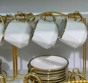Keramički/Porculanski set šoljica i tacni