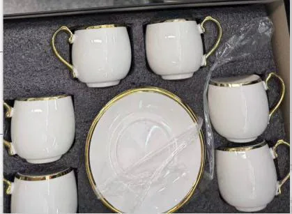 Keramički/Porculanski set šoljica i tacni