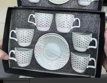Set šolja sa tacnom